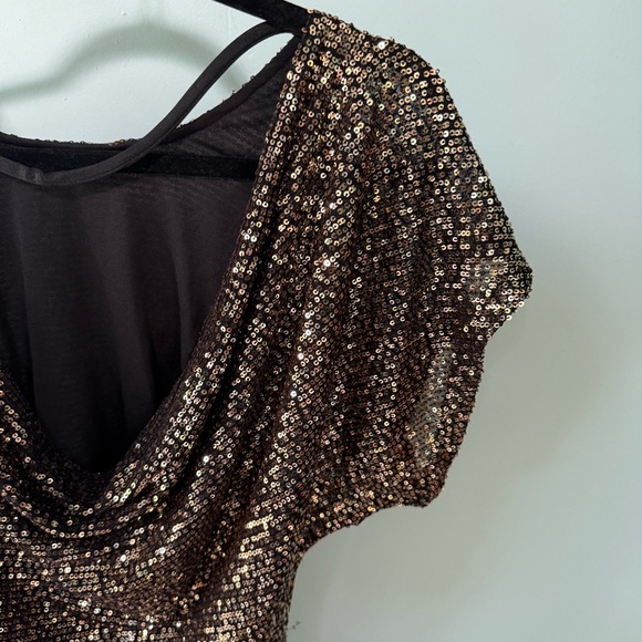 Express Women’s Sequin Black and Gold Mini Dress Size Small Taylor Swift Dress - Picture 7 of 9